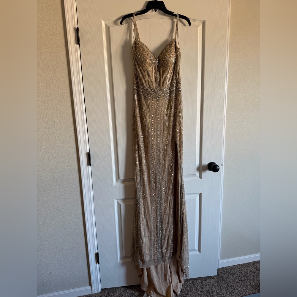 Jovani 42541 gown - Picture 2 of 5